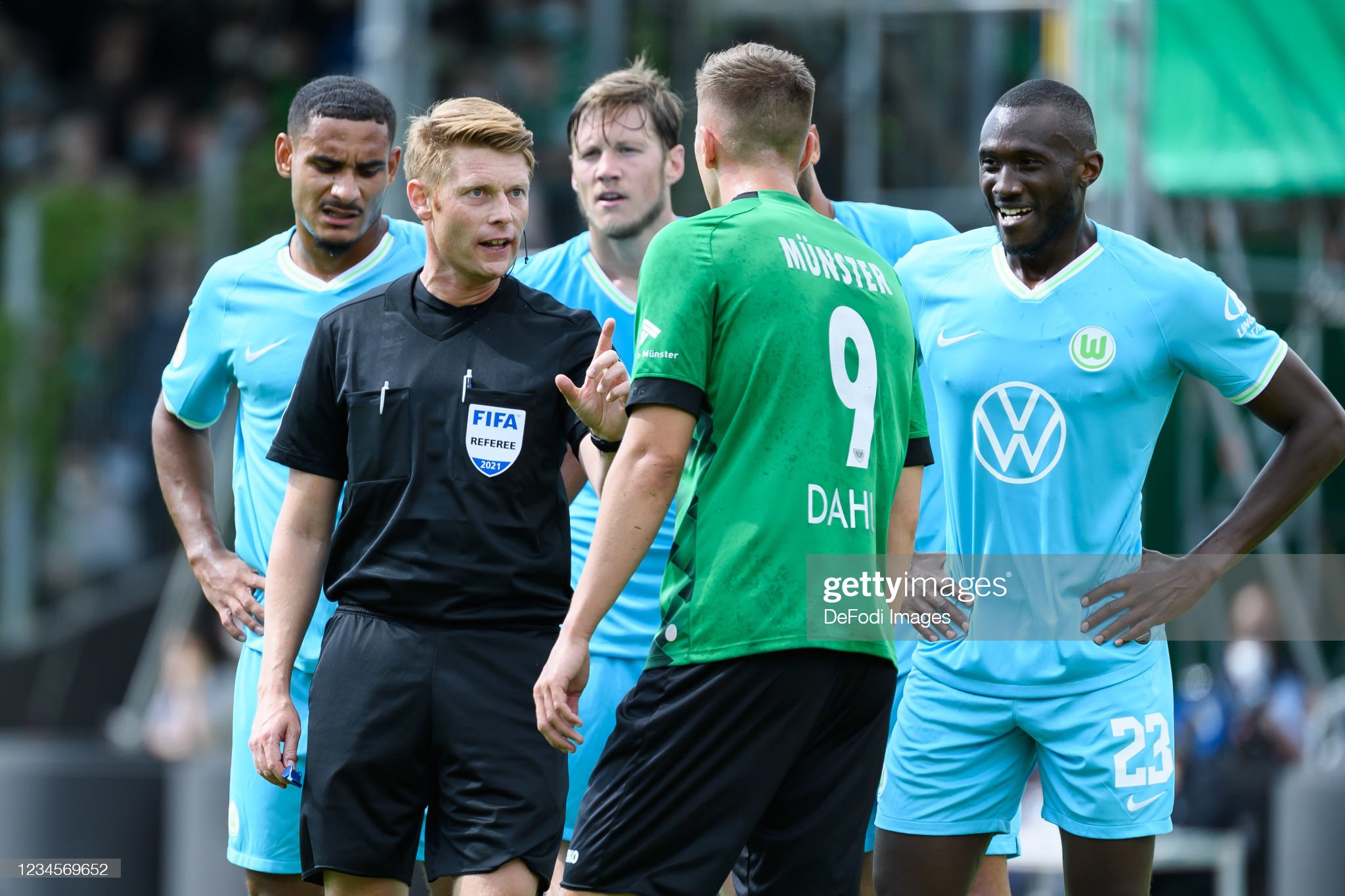 德甲倒计时,浙江队赛后主帅复盘,细节引发关注,引发热议,纪律约束更严格 德甲倒计时,浙江队赛后主帅复盘,细节引发关注,引发热议,纪律约束更严格