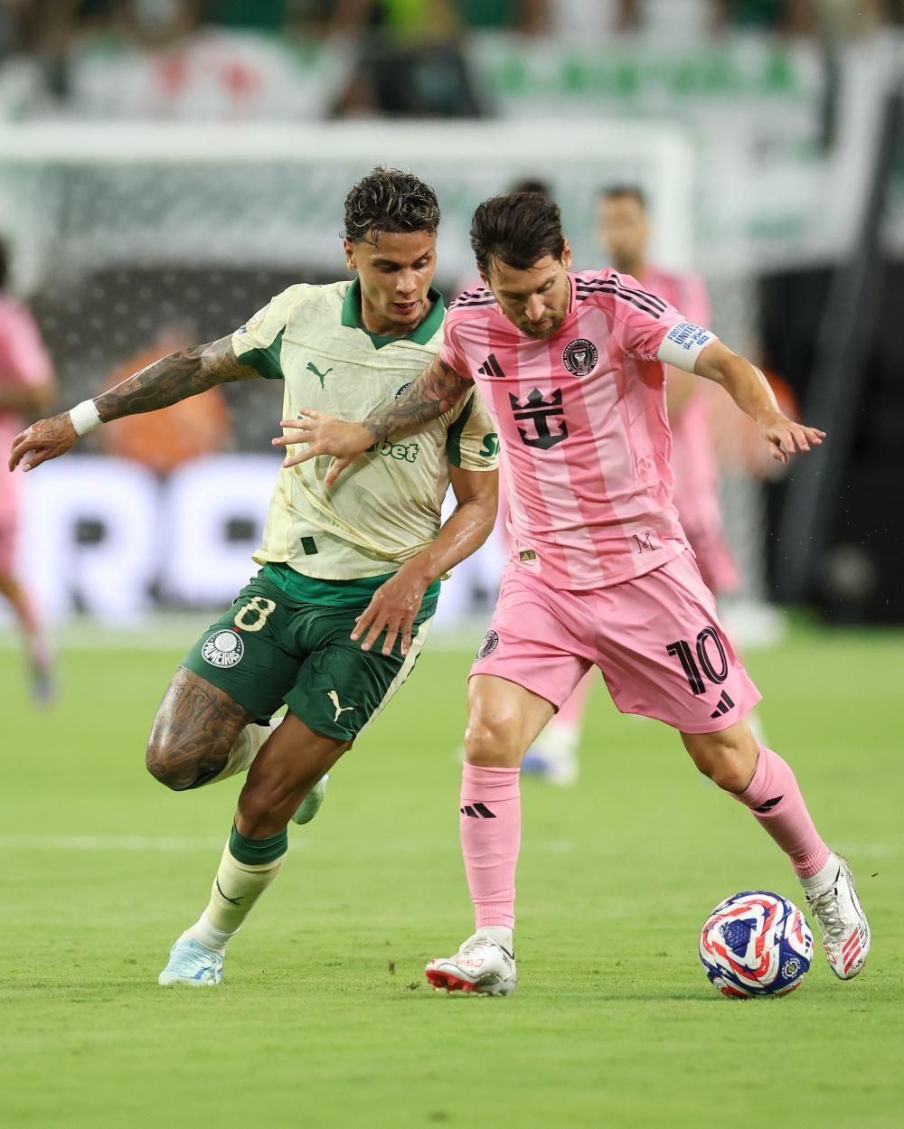 巴黎圣日耳曼迎NBA季后赛关键赛，今晨复出首秀，更衣室稳定，轮换策略成焦点的简单介绍