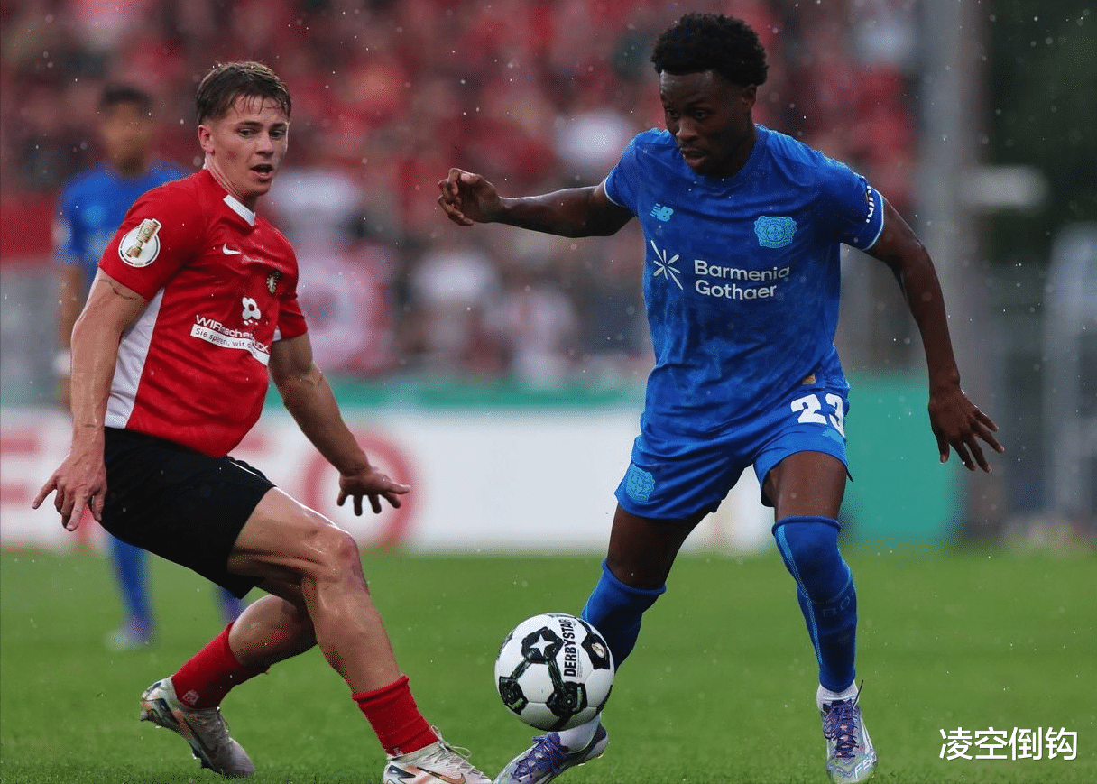 夏洛特黄蜂迎德国杯关键赛，今晚战术微调，态度坚定，身体对抗强度拉满的简单介绍